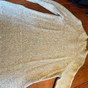 Max Studio Green Cashmere Sweater – no tags – fits small to medium